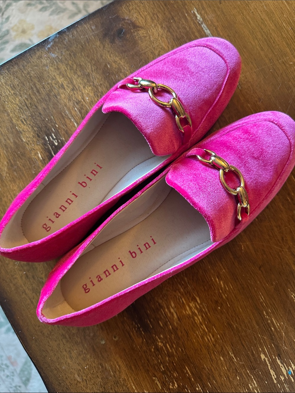 Gianni Bini Bright Pink Velvet Chain Loafers